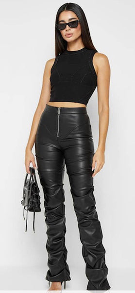 SEXY LEATHER PANTS
